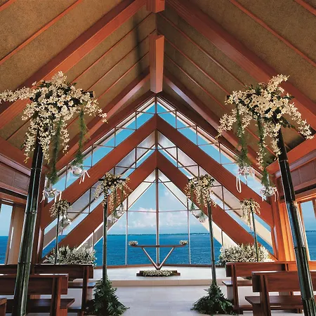 Shangri-La Mactan, Cebu